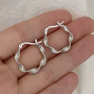 18k White Gold Plated “Twisty” Hoop Earrings
